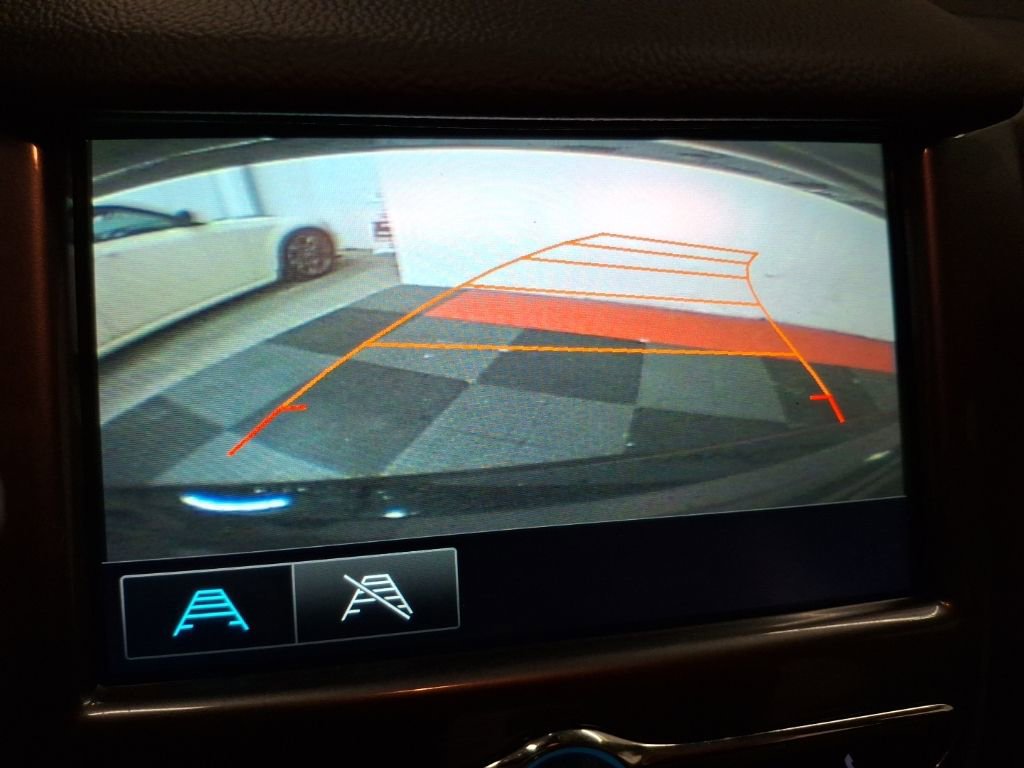 Used 2017 Chevrolet Cruze LT image 24