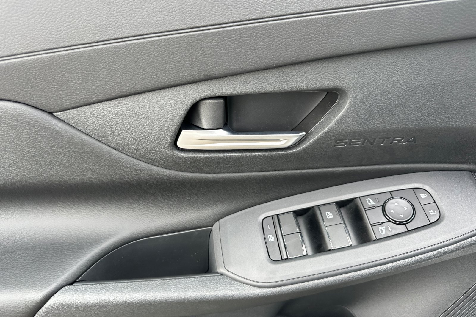 New 2026 Nissan Sentra SV w/ SV Convenience Package FWD image 11
