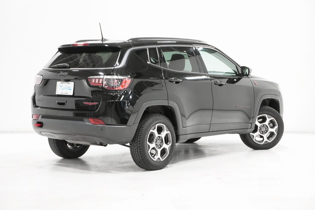 Used 2022 Jeep Compass Trailhawk w/ Sun and Sound Group image 8