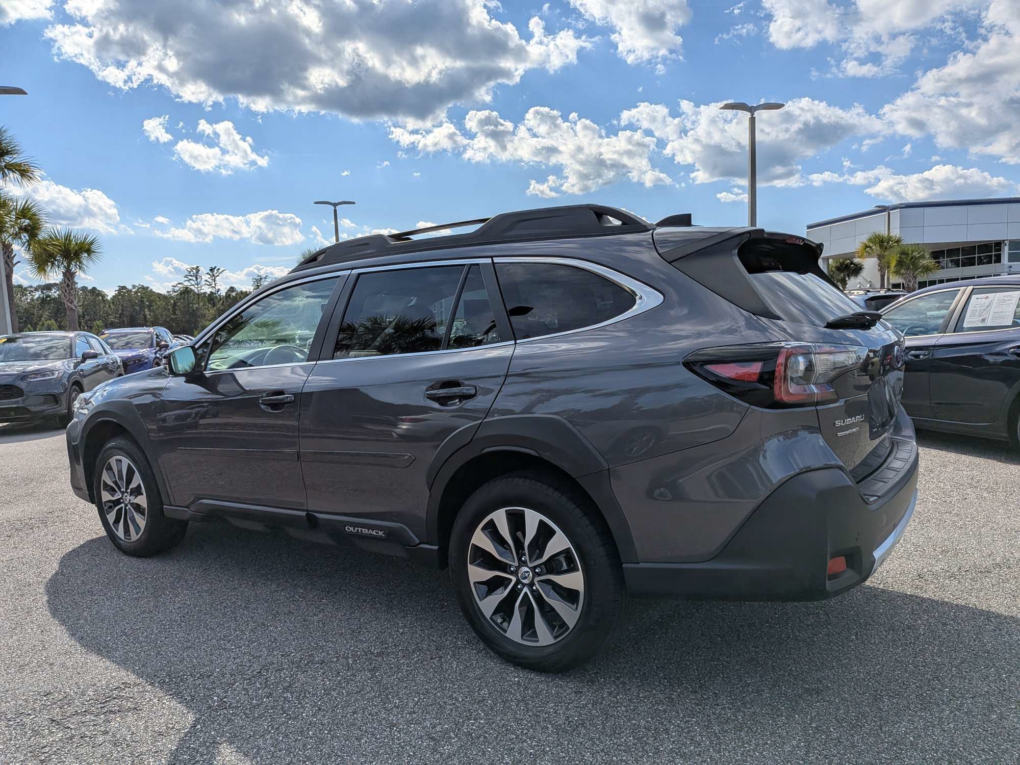 Certified 2024 Subaru Outback Limited XT AWD/4WD image 6