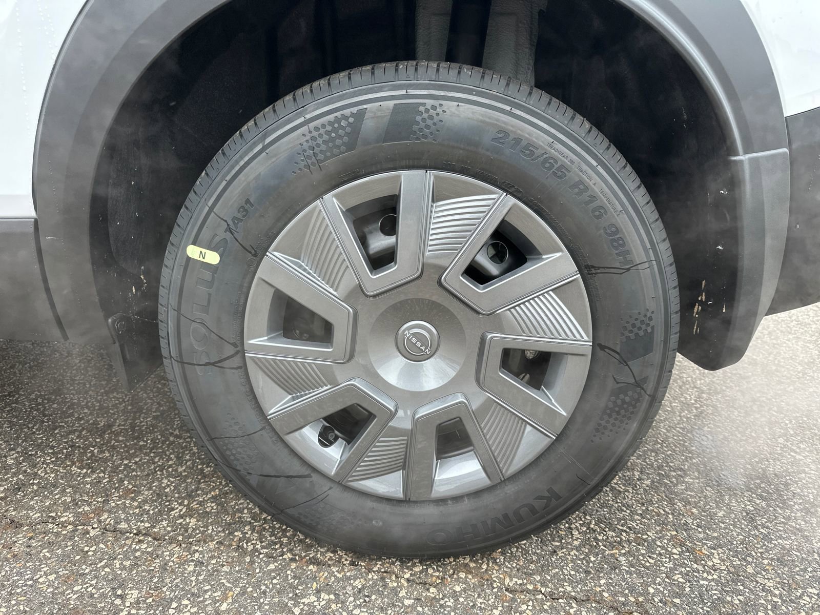 New 2026 Nissan Kicks S w/ Charging Package FWD image 18