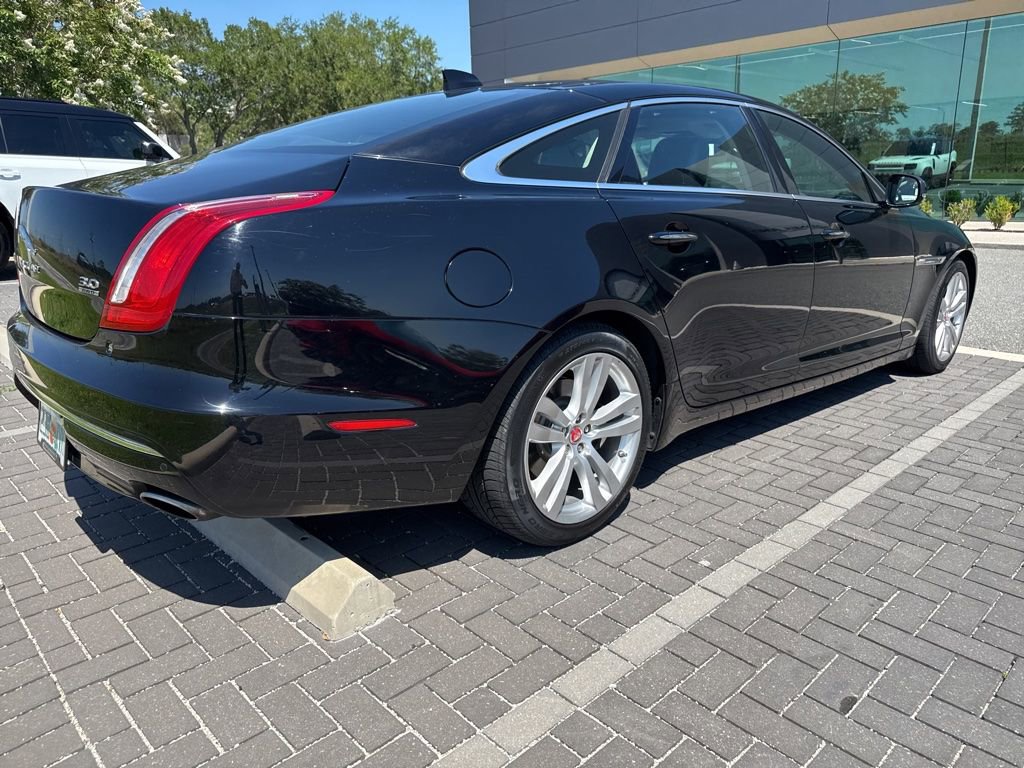 Used 2017 Jaguar XJ L Portfolio AWD/4WD image 3