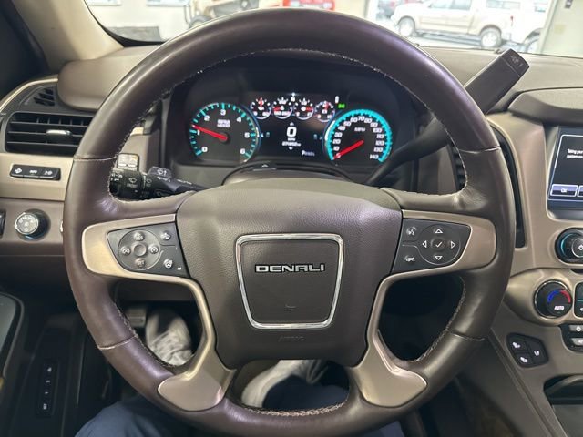 Used 2017 GMC Yukon Denali AWD/4WD image 36