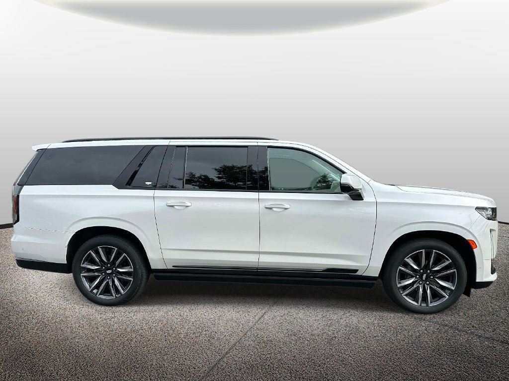 Used 2021 Cadillac Escalade ESV Sport Platinum AWD/4WD image 4