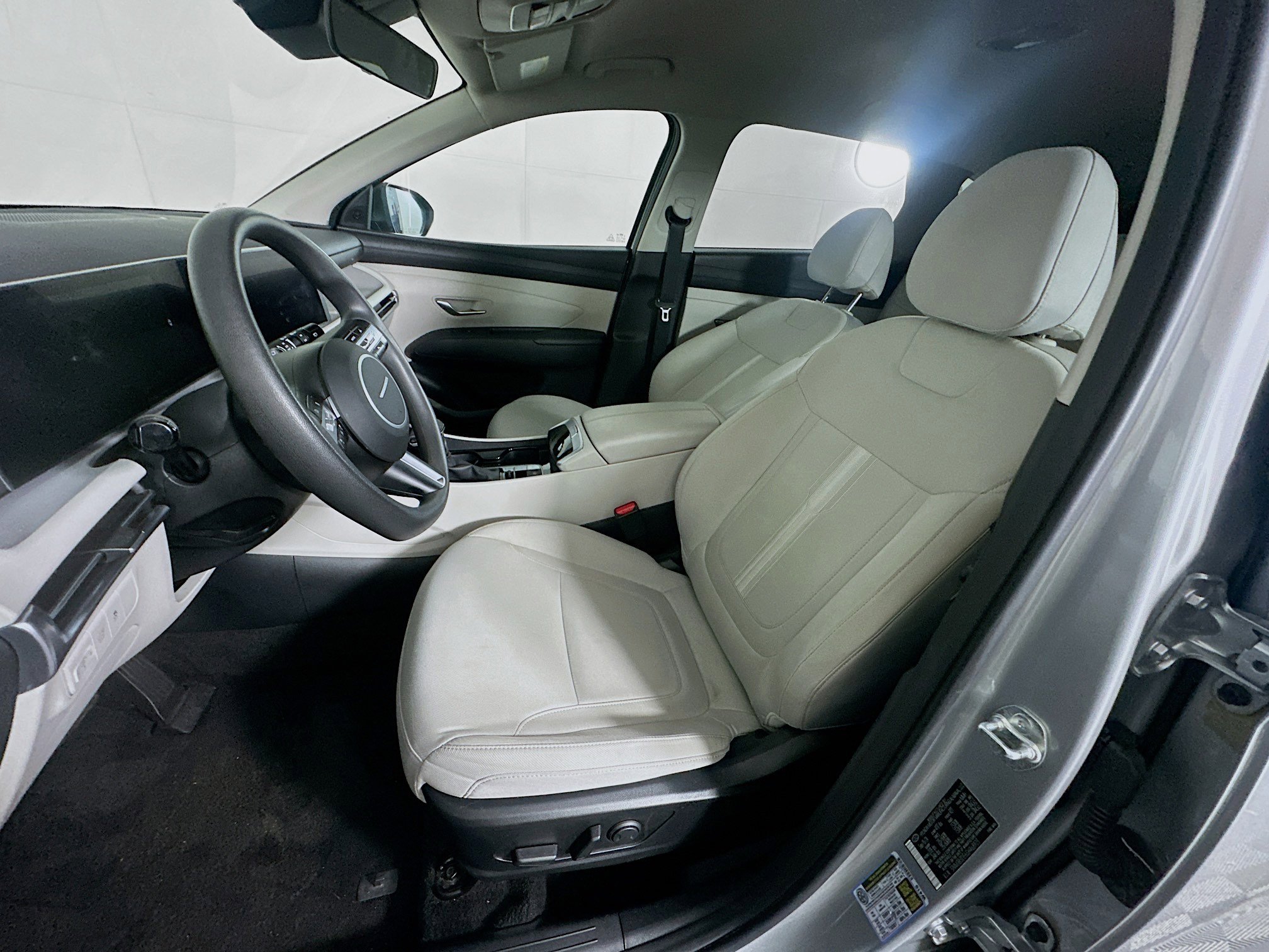 Used 2025 Hyundai Tucson SEL image 13