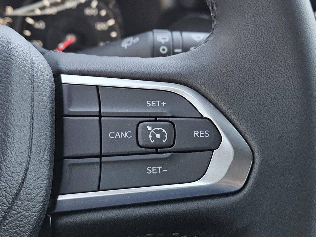 New 2026 Jeep Compass Latitude image 17