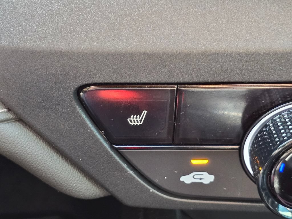Certified 2024 Honda Accord EX image 28