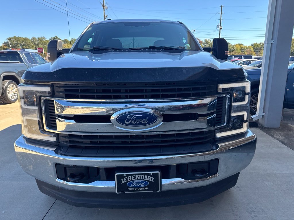 Used 2017 Ford F250 XLT AWD/4WD image 2