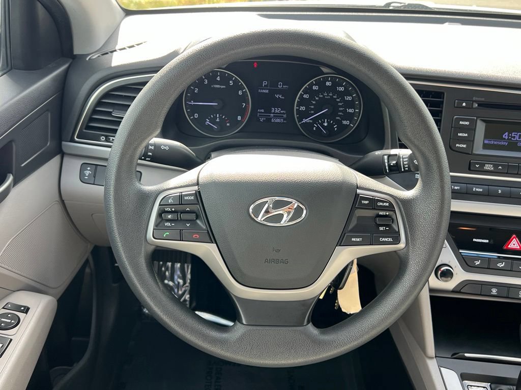 Used 2018 Hyundai Elantra SE FWD image 20