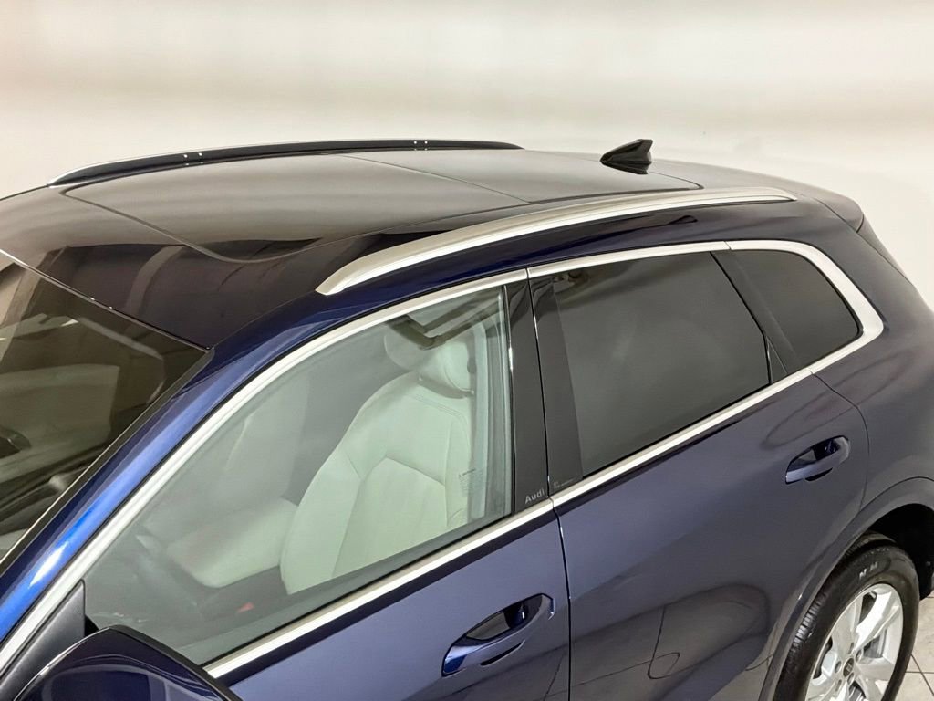 Certified 2025 Audi Q5 Premium w/ Convenience Package image 26