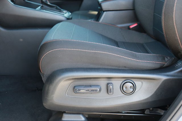 Certified 2025 Honda CR-V Sport image 11