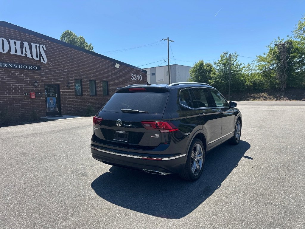 Used 2018 Volkswagen Tiguan SEL Premium AWD/4WD image 7