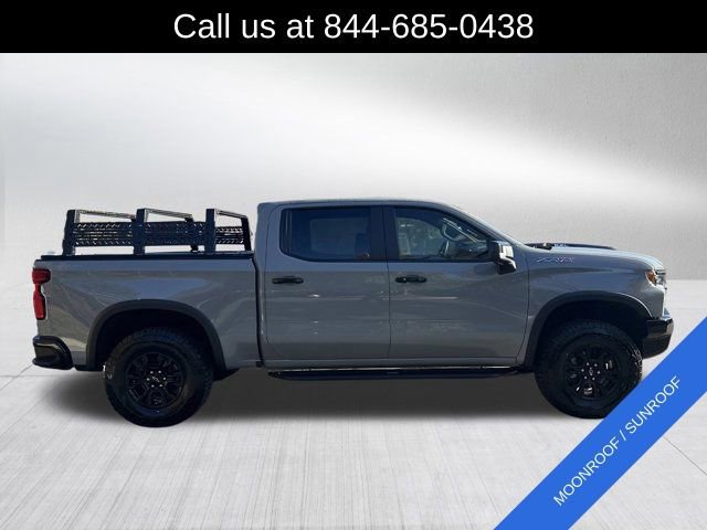 Used 2025 Chevrolet Silverado 1500 ZR2 w/ Technology Package image 4