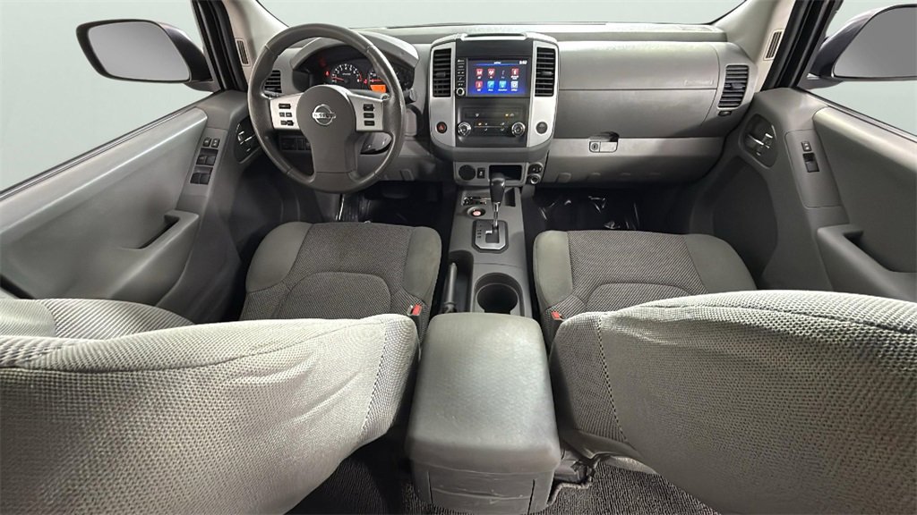 Used 2020 Nissan Frontier SV image 28
