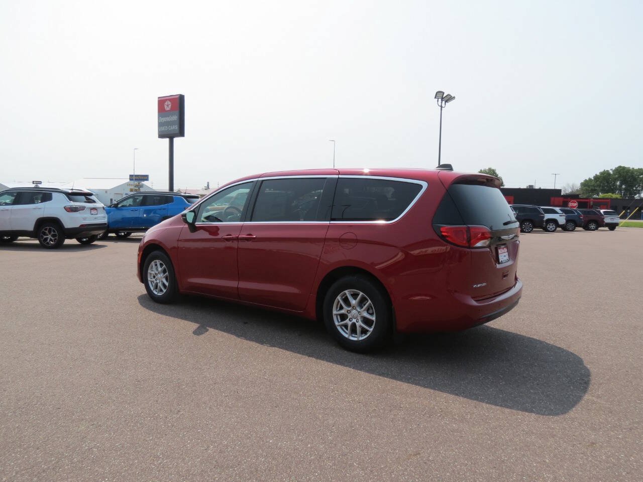 New 2026 Chrysler Voyager LX FWD image 7