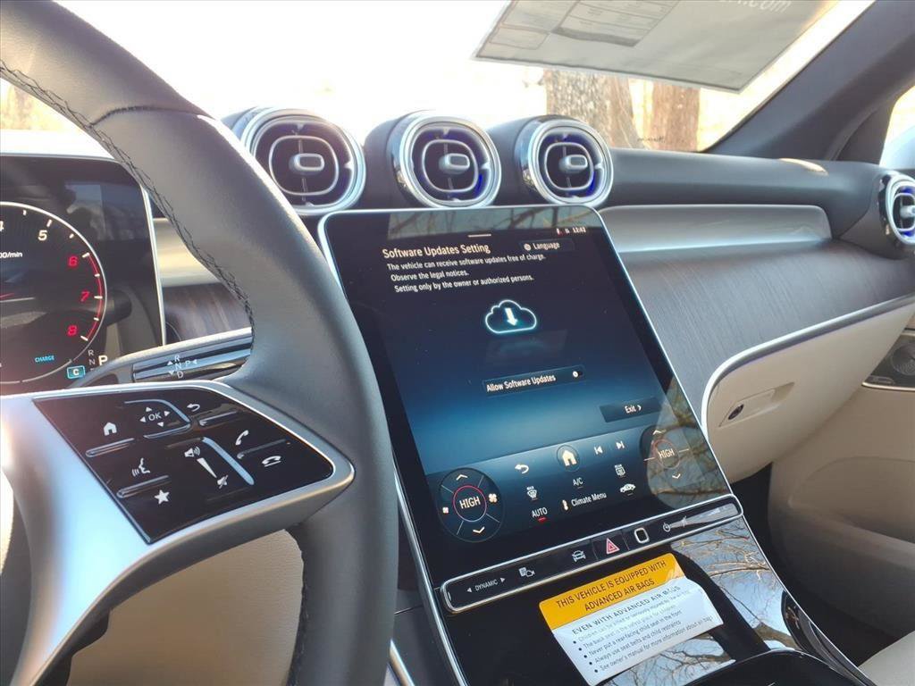 New 2026 Mercedes-Benz GLC 300 image 15