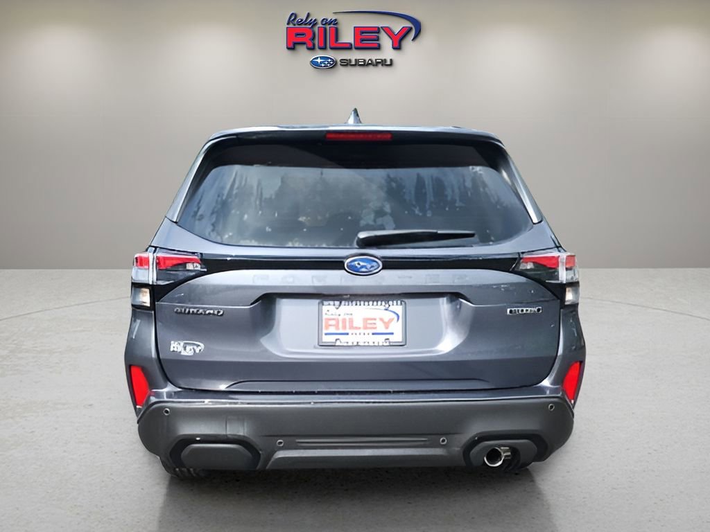 Used 2025 Subaru Forester Touring image 4