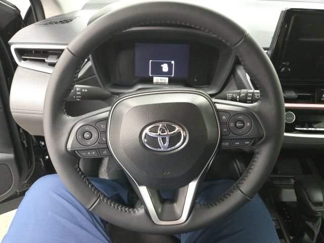 New 2026 Toyota Corolla Cross LE AWD/4WD image 30
