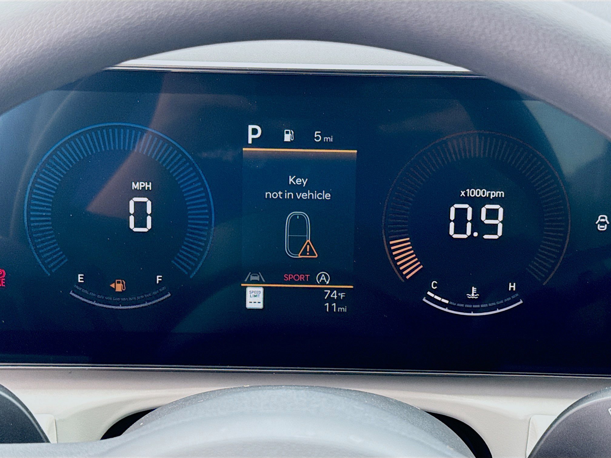 New 2026 Hyundai Tucson SEL image 9