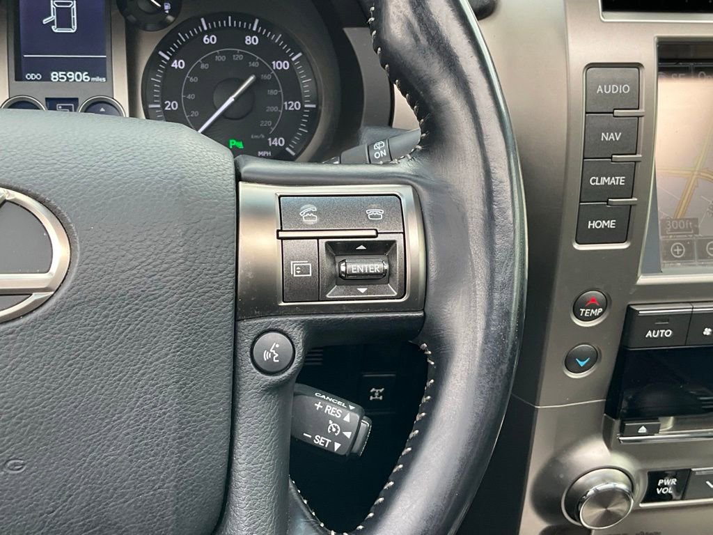 Used 2016 Lexus GX 460 Luxury AWD/4WD image 46