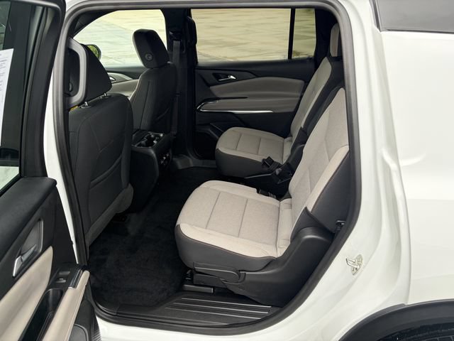 Used 2026 Chevrolet Traverse LT w/ Sun and Wheel Package AWD/4WD image 12
