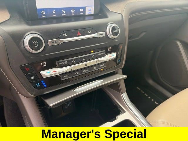 Used 2020 Ford Explorer Platinum w/ Premium Technology Package AWD/4WD image 26