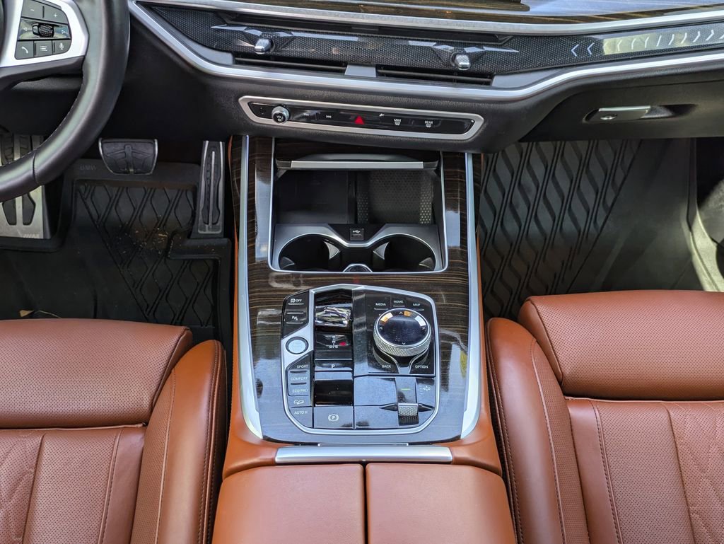 Used 2024 BMW X7 xDrive40i w/ M Sport Package image 19