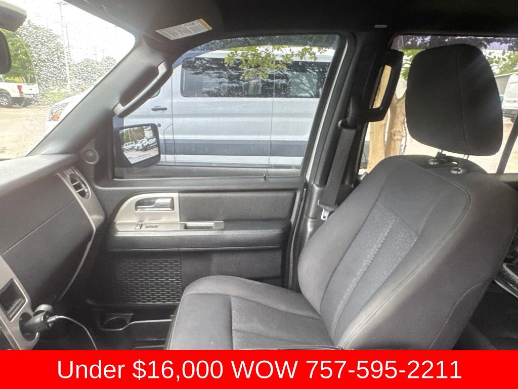 Used 2017 Ford Expedition XLT AWD/4WD image 19