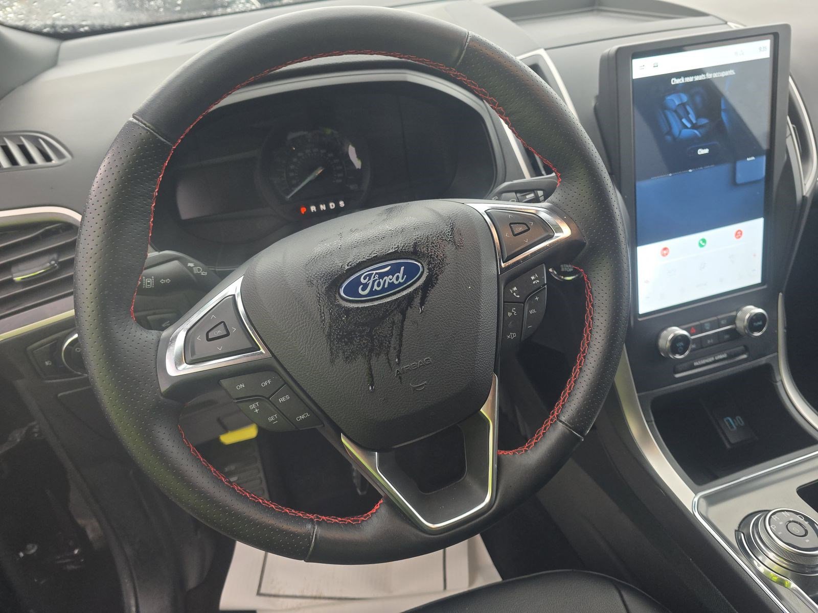 Used 2023 Ford Edge ST-Line image 16
