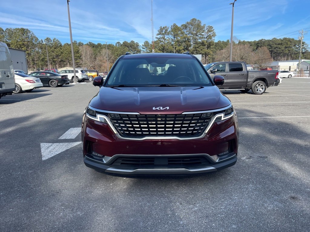 Used 2023 Kia Carnival SX Prestige image 3