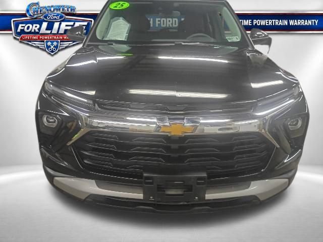 Used 2025 Chevrolet TrailBlazer LT AWD/4WD image 6