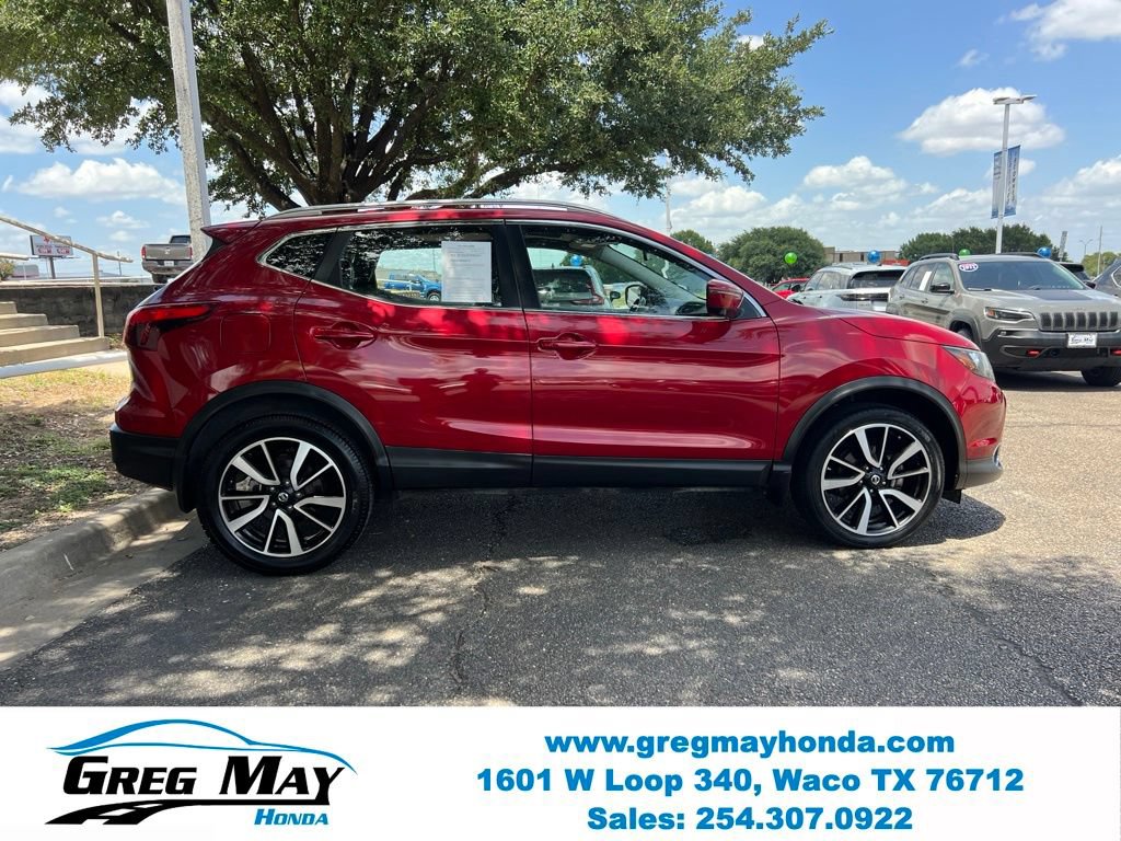 Used 2018 Nissan Rogue Sport SL w/ SL Premium Package FWD image 9