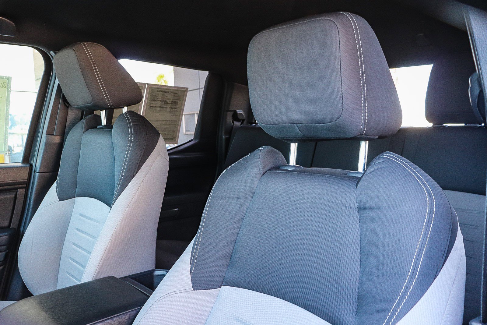 Used 2025 Toyota Tacoma TRD Sport image 24