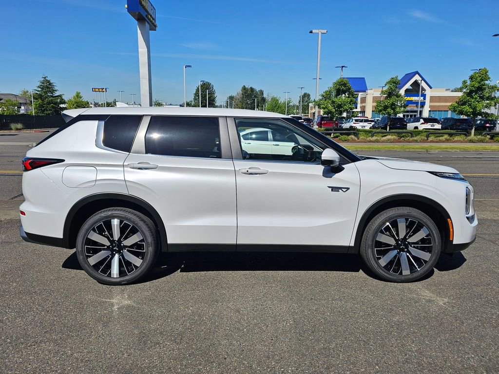 New 2026 Mitsubishi Outlander SE AWD/4WD image 4