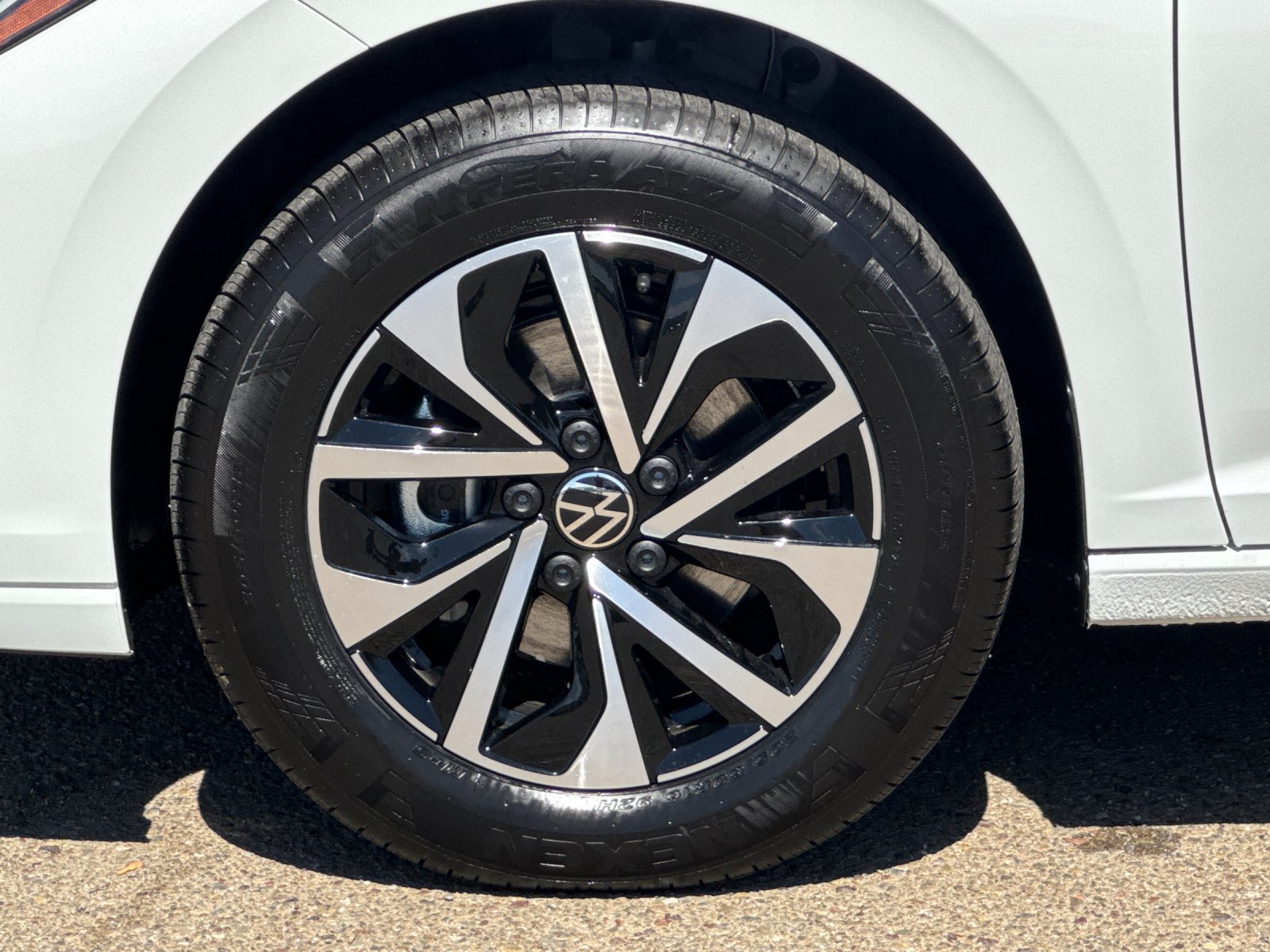 New 2027 Volkswagen Jetta S FWD image 24