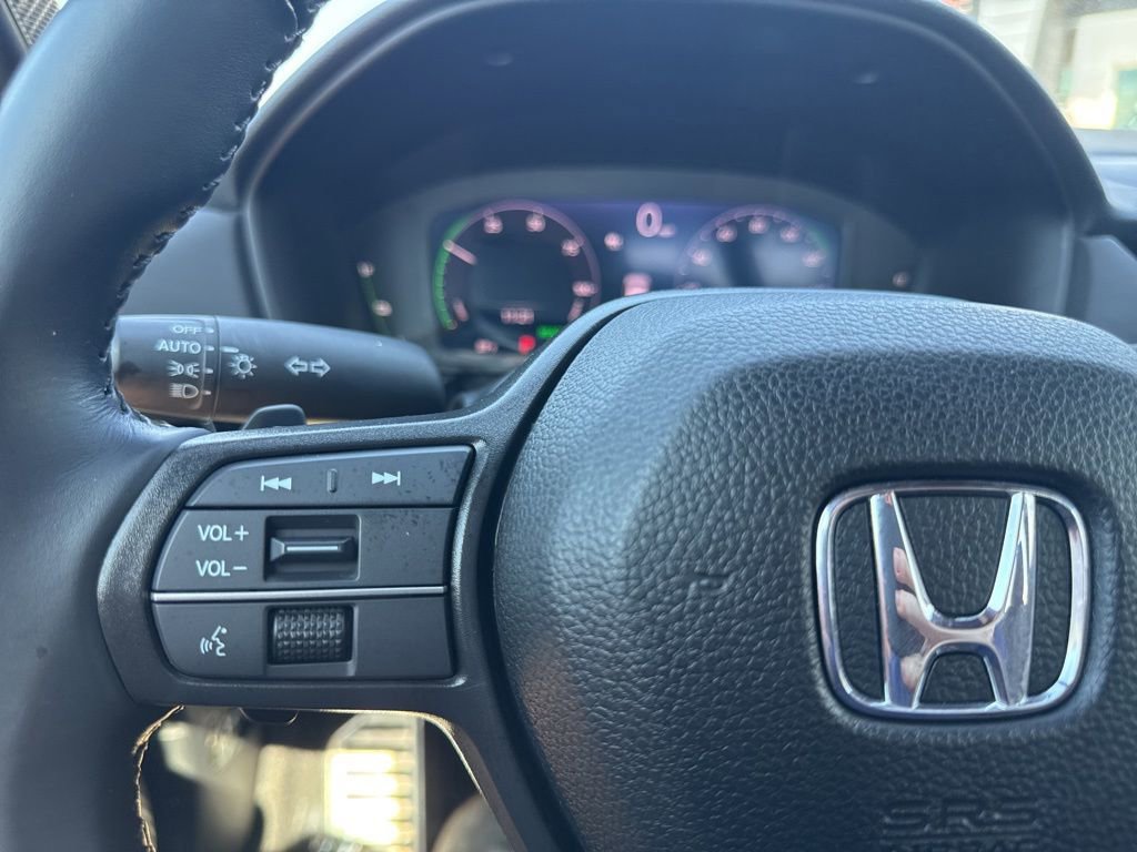 Used 2025 Honda Accord Sport image 15