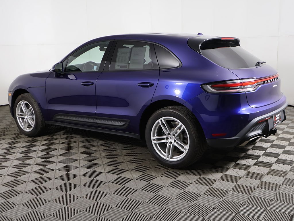 Used 2022 Porsche Macan image 14