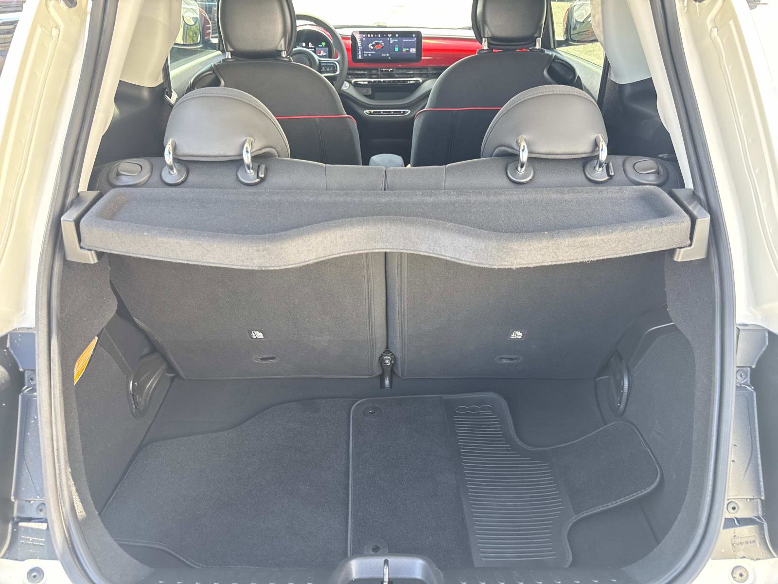 Used 2024 FIAT 500 e (RED) image 5