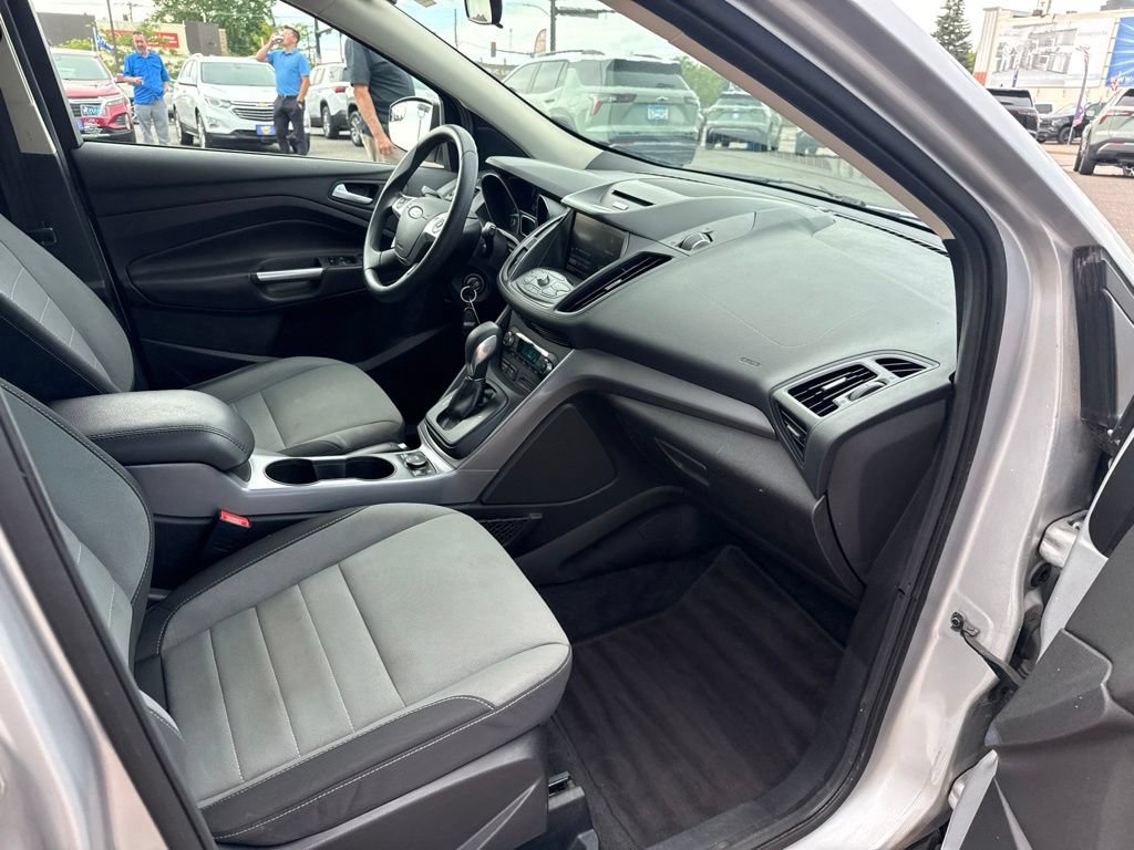 Used 2015 Ford Escape SE w/ Equipment Group 201A AWD/4WD image 37