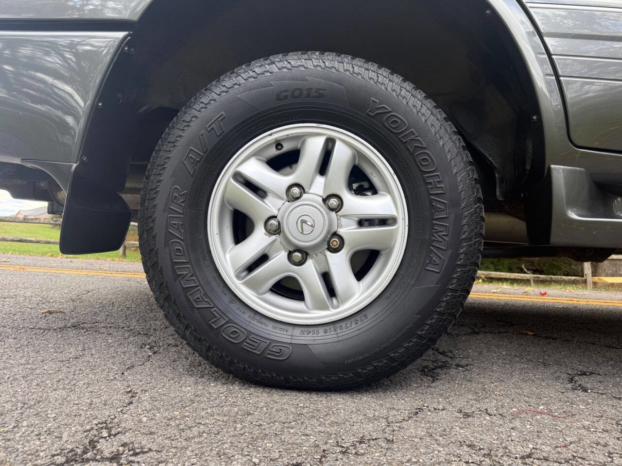 Used 2000 Lexus LX 470 4WD image 30