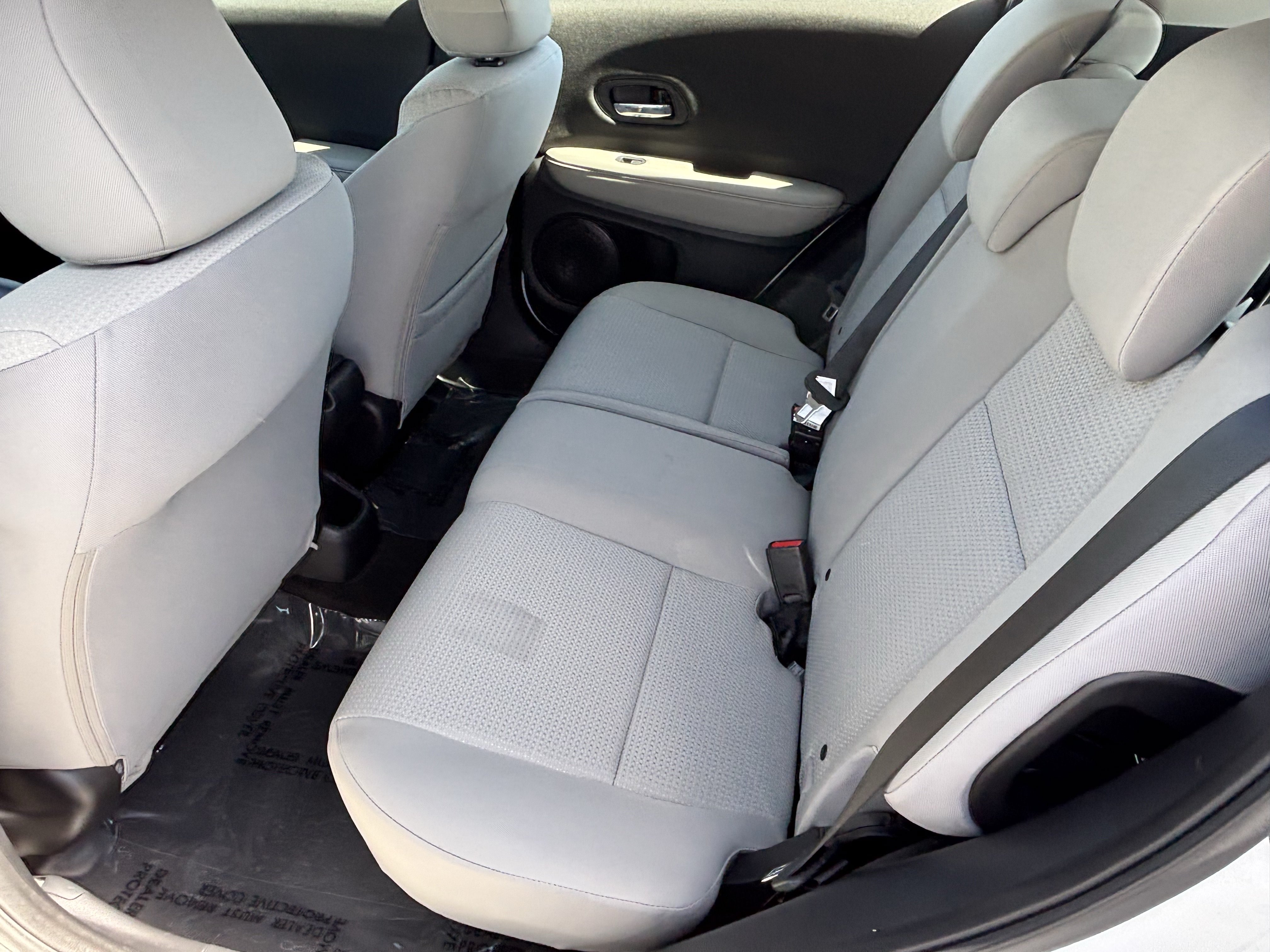 Used 2022 Honda HR-V LX image 13