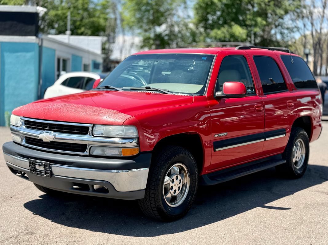 Used 2001 Chevrolet Tahoe LT w/ LT Preferred Equipment Group AWD/4WD image 4