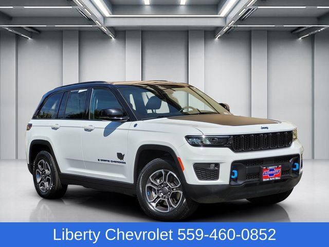 Used 2023 Jeep Grand Cherokee Trailhawk AWD/4WD image 1