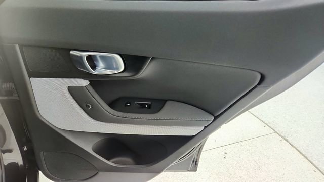 Used 2024 Polestar Polestar 2 image 26