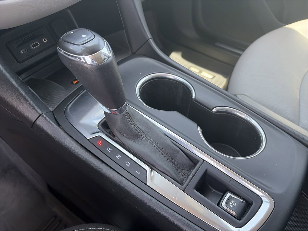 Used 2019 Chevrolet Equinox Premier FWD image 28