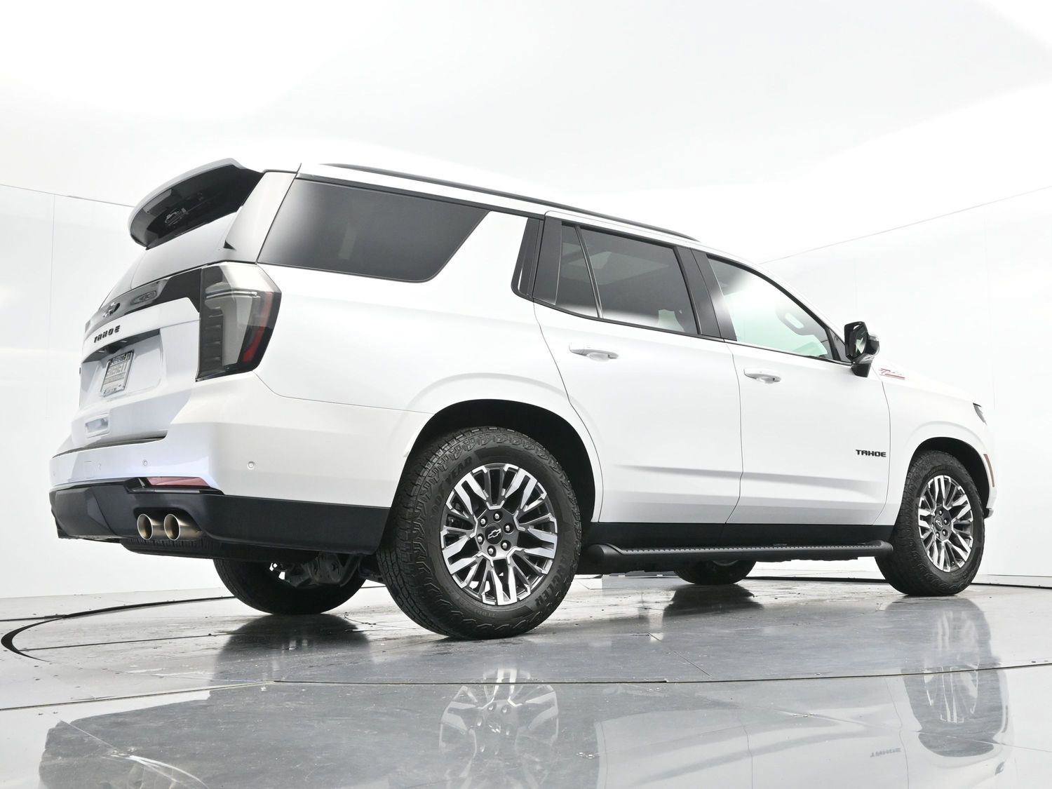 Used 2025 Chevrolet Tahoe Z71 w/ Z71 Off-Road Package AWD/4WD image 48