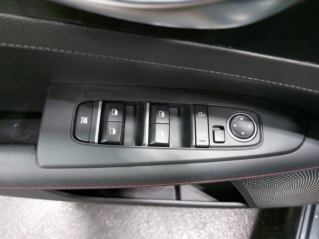 Used 2022 Kia Forte GT image 29