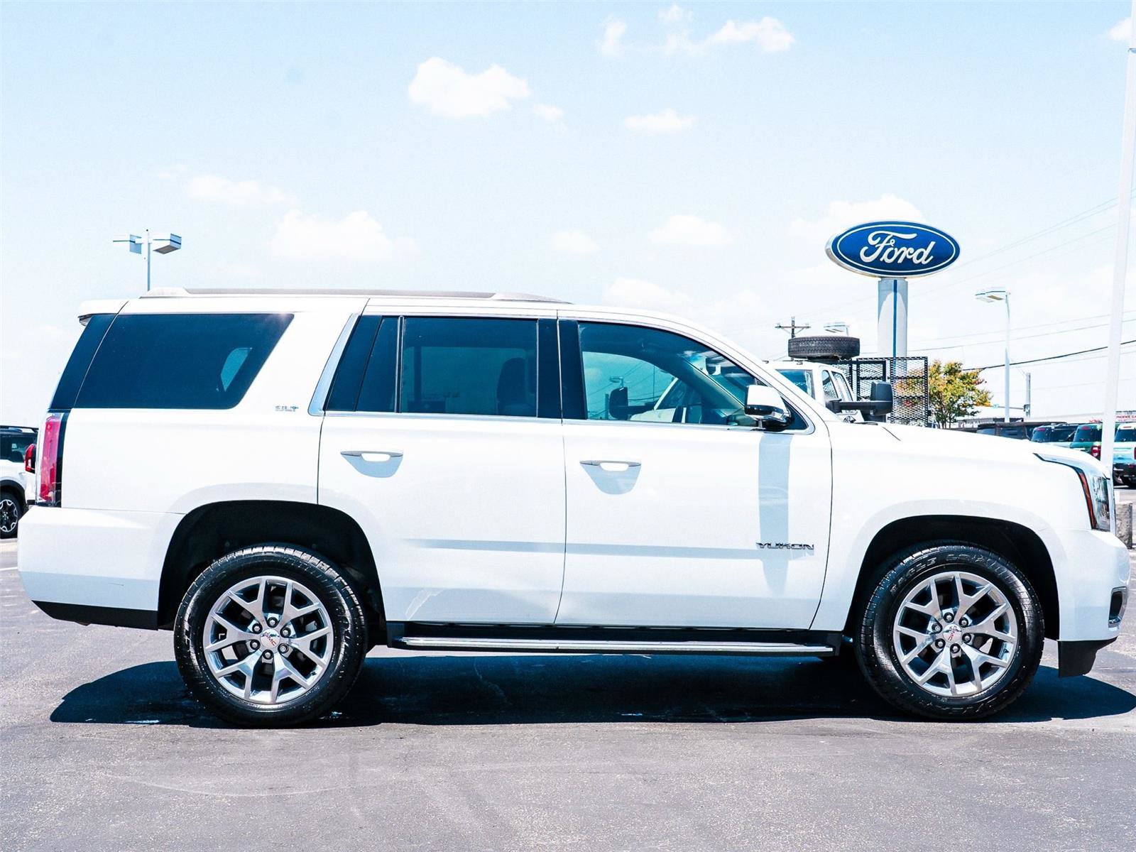 Used 2020 GMC Yukon SLT w/ Value Plus Edition RWD image 5