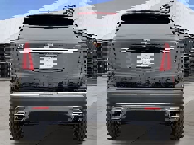 New 2025 Cadillac XT5 Premium Luxury w/ Technology Package FWD image 6