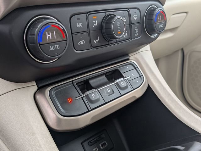 Used 2021 GMC Acadia Denali w/ Denali Ultimate Package AWD/4WD image 23